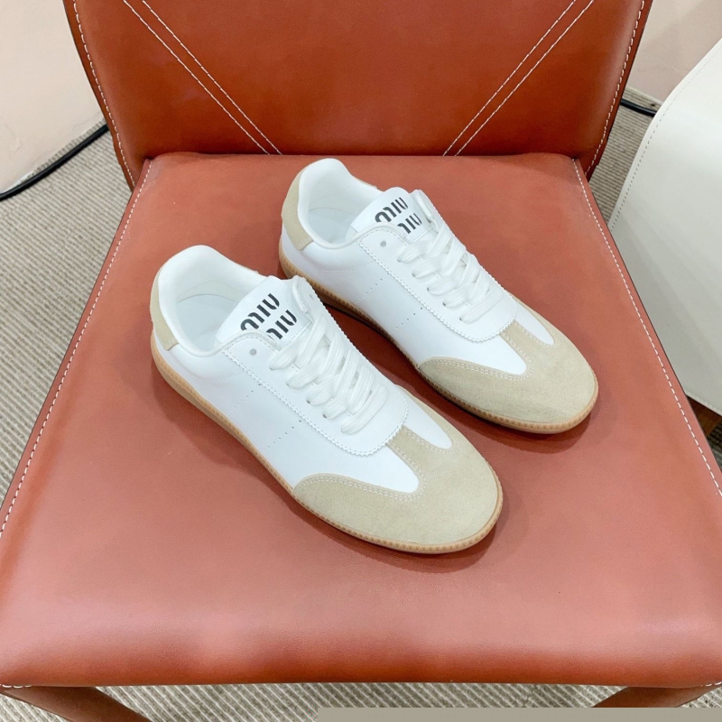 Miu Miu Casual Shoes